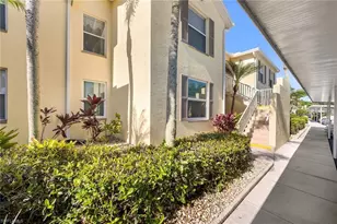 1366 Mainsail Dr, Naples, FL 34114 - Photo 28