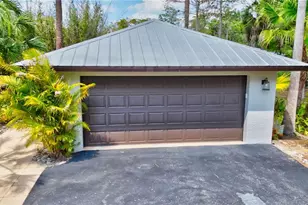 1441 25th St SW, Naples, FL 34117 - Photo 28