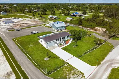 17701 Pronghorn St, Alva, FL 33920 - Photo 4
