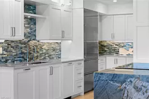 2171 Gulf Shore Blvd N, Naples, FL 34102 - Photo 14