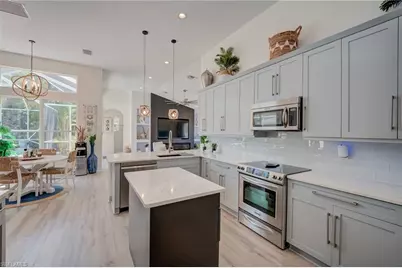 2112 Amargo Way, Naples, FL 34119 - Photo 16