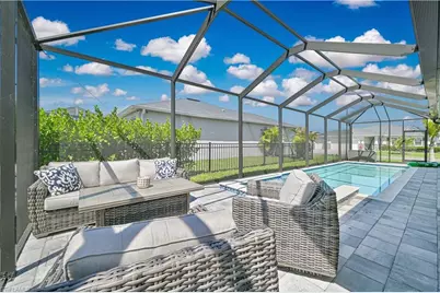 17300 Coastal Ridge Dr, Fort Myers, FL 33908 - Photo 4