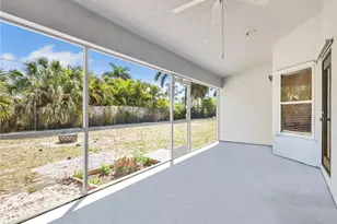 26992 Spanish Gardens Dr, Bonita Springs, FL 34135 - Photo 30