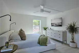 322 Harbour Dr, Naples, FL 34103 - Photo 16