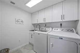 4031 Gulf Shore Blvd N, Naples, FL 34103 - Photo 20