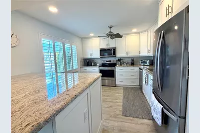 105 Penny Ln #5, Naples, FL 34112 - Photo 4