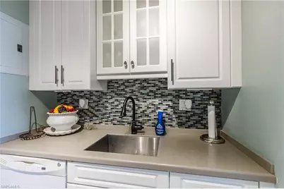 240 Seaview Ct #105, Marco Island, FL 34145 - Photo 6