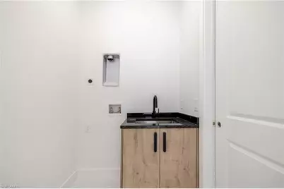 1211 Cloplon St E, Lehigh Acres, FL 33974 - Photo 20