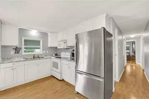 27543 Hoenie Dr, Bonita Springs, FL 34135 - Photo 10