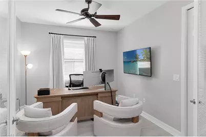 2926 Aviamar Cir, Naples, FL 34114 - Photo 10