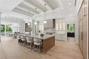 626 Fountainhead Ln, Naples, FL 34103 - Photo 10