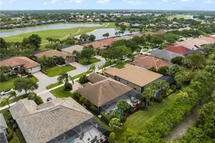 8888 Mustang Island Cir, Naples, FL 34113 - Photo 8