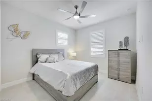 309 Indies Dr W, Naples, FL 34114 - Photo 12