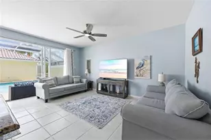 6076 Islandwalk Blvd, Naples, FL 34119 - Photo 16