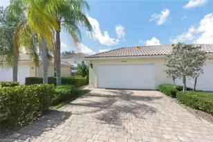 6076 Islandwalk Blvd, Naples, FL 34119 - Photo 36