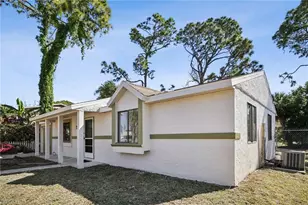 17413 Lee Rd, Fort Myers, FL 33967 - Photo 2
