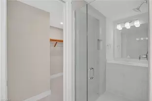 286 Indies Dr E, Naples, FL 34114 - Photo 10