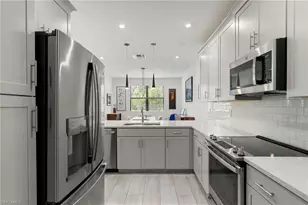 7515 Morgan Way, Naples, FL 34119 - Photo 10