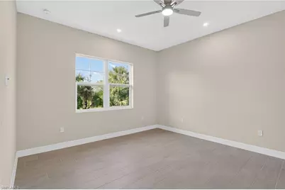 286 Indies Dr E #202, Naples, FL 34114 - Photo 8