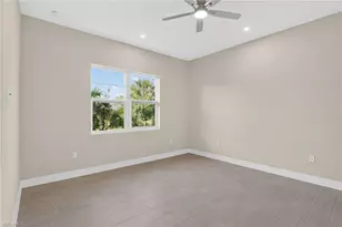 286 Indies Dr E, Naples, FL 34114 - Photo 8