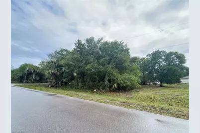3636 32nd Ave SE, Naples, FL 34117 - Photo 2