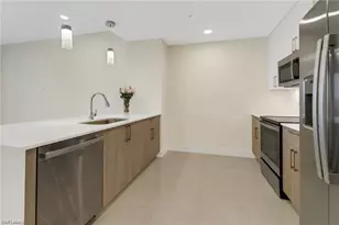 26600 Rosewood Pointe Dr, Bonita Springs, FL 34135 - Photo 10