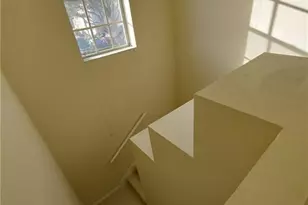 3268 Amanda Ln, Naples, FL 34109 - Photo 18