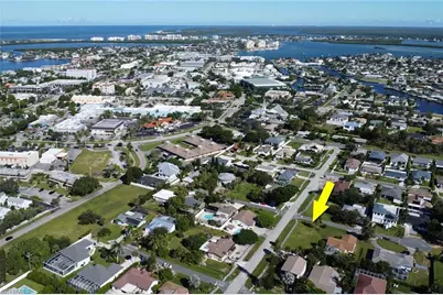 245 Quail Dr, Marco Island, FL 34145 - Photo 4