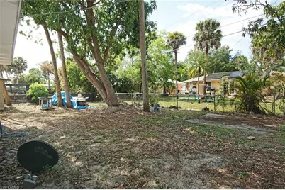 4107 Mindi Ave, Naples, FL 34112 - Photo 10