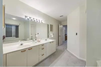 6094 Westbourgh Dr, Naples, FL 34112 - Photo 14