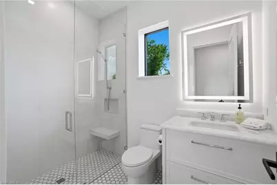 264 8th Ave S, Naples, FL 34102 - Photo 24