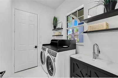 6132 Highwood Park Ln, Naples, FL 34110 - Photo 14