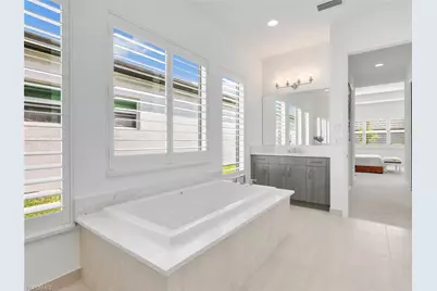 11268 Daphne Ct, Naples, FL 34120 - Photo 22