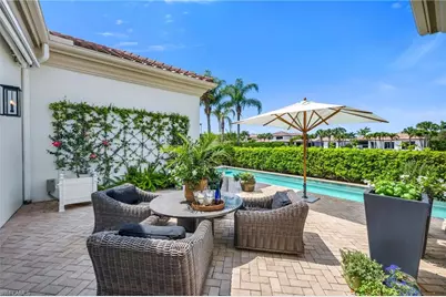 2157 Asti Ct, Naples, FL 34105 - Photo 6