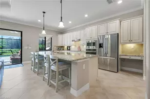 12832 Kinross Ln, Naples, FL 34120 - Photo 8