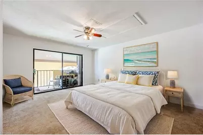 1400 Blue Point Ave #207, Naples, FL 34102 - Photo 4