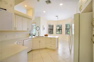 5235 Malvern Ct, Naples, FL 34112 - Photo 10