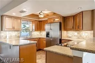 516 Retunda, Cape Coral, FL 33904 - Photo 4