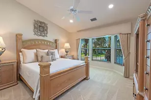 4415 Dover Ct, Naples, FL 34105 - Photo 6