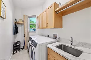 199 Vista Ln, Naples, FL 34119 - Photo 22