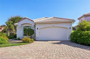 199 Vista Ln, Naples, FL 34119 - Photo 2