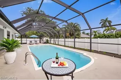 225 Pebble Beach Cir, Naples, FL 34113 - Photo 16