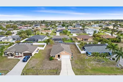 1111 SW 41st Ter, Cape Coral, FL 33914 - Photo 46