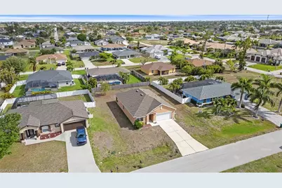 1111 SW 41st Ter, Cape Coral, FL 33914 - Photo 44