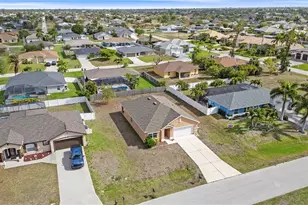 1111 SW 41st Terrace, Cape Coral, FL 33914 - Photo 44