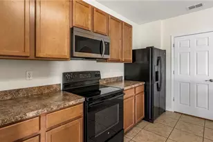 1111 SW 41st Terrace, Cape Coral, FL 33914 - Photo 6