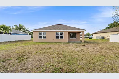 1111 SW 41st Ter, Cape Coral, FL 33914 - Photo 34