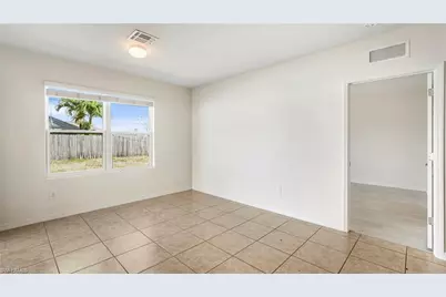 1111 SW 41st Ter, Cape Coral, FL 33914 - Photo 24