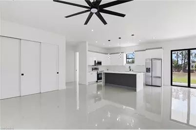 1122 Edelweiss St E, Lehigh Acres, FL 33974 - Photo 8