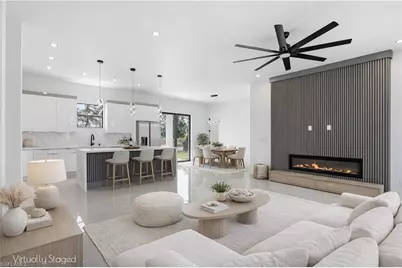 1122 Edelweiss St E, Lehigh Acres, FL 33974 - Photo 4